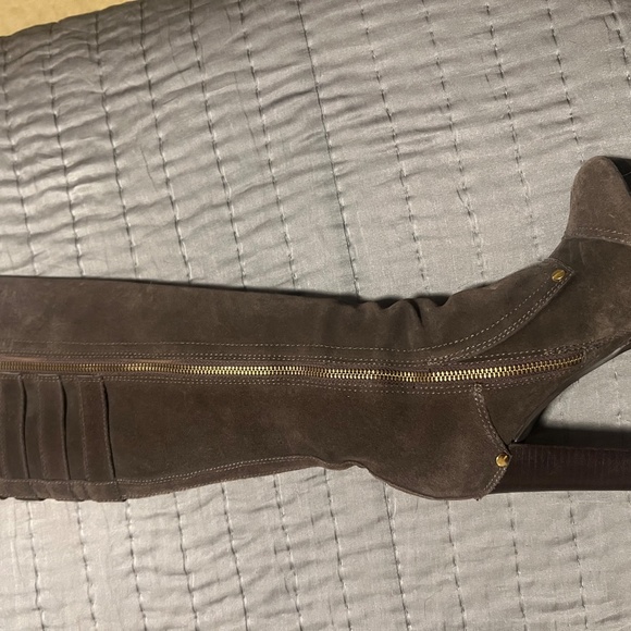 Tory Burch brown suede tall motorcycle boots size 6 - Picture 8 of 10